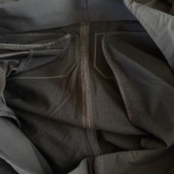 NWT! Descente Allterrain Relaxed Fit Tapered Tech Pants Taped Seams M-36 - Picture 9 of 9